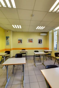 Azurlingua École de langues strutture, Francese scuola dentro Nizza, Francia 8